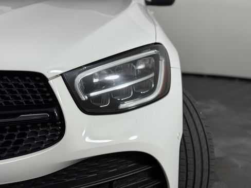 Used 2022 Mercedes-Benz GLC 300 4MATIC image 7