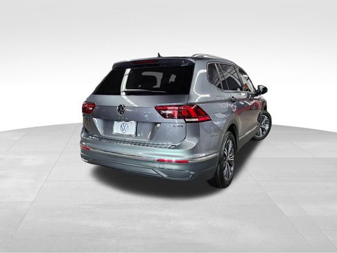 Certified 2024 Volkswagen Tiguan Wolfsburg Edition w/ Panoramic Sunroof Package AWD/4WD image 6