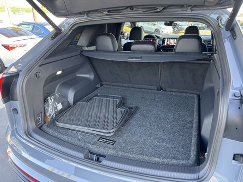 Certified 2025 Volkswagen Atlas Cross Sport SEL Premium R-Line image 40