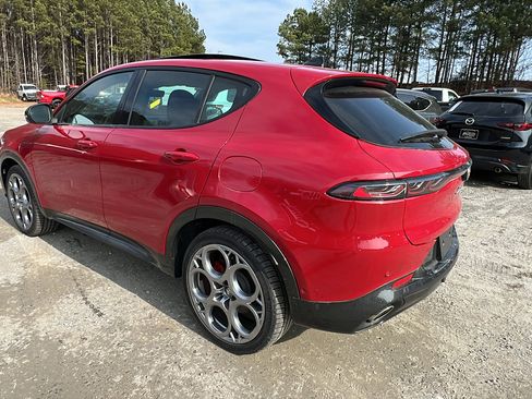 Used 2024 Alfa Romeo Tonale Veloce image 10