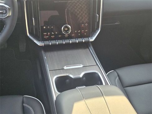 New 2026 GMC Acadia Denali image 16