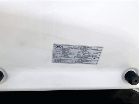 Used 2019 Kia Sorento AWD w/ LX Convenience Package image 34