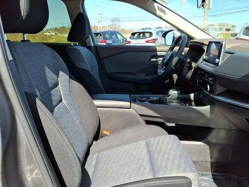 Certified 2023 Nissan Rogue SV AWD/4WD image 9