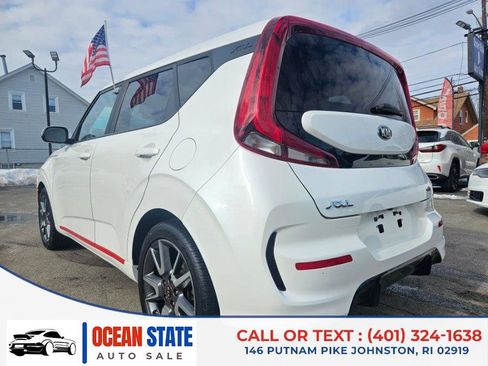 Used 2021 Kia Soul GT-Line image 3