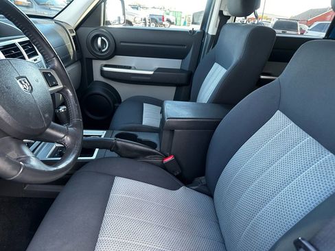 Used 2010 Dodge Nitro SXT image 34