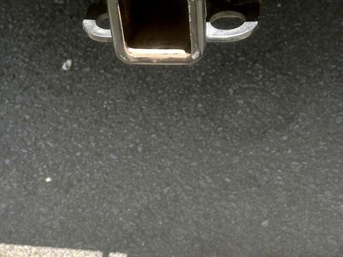 Used 2023 Chevrolet Silverado 1500 Custom image 30