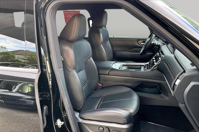 Certified 2025 Nissan Armada SL AWD/4WD image 9