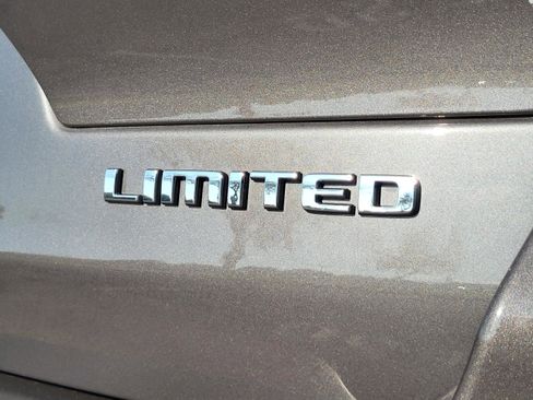 Used 2022 Jeep Grand Cherokee L Limited image 20