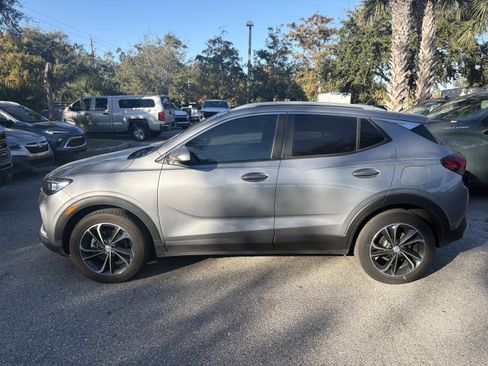 Used 2023 Buick Encore GX Select image 4