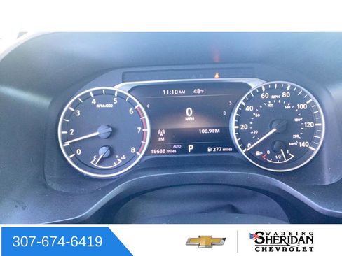 Used 2025 Nissan Rogue SV image 16