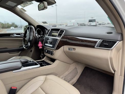 Used 2013 Mercedes-Benz ML 350 4MATIC image 10