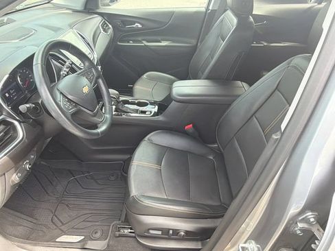 Used 2023 Chevrolet Equinox Premier AWD/4WD image 9