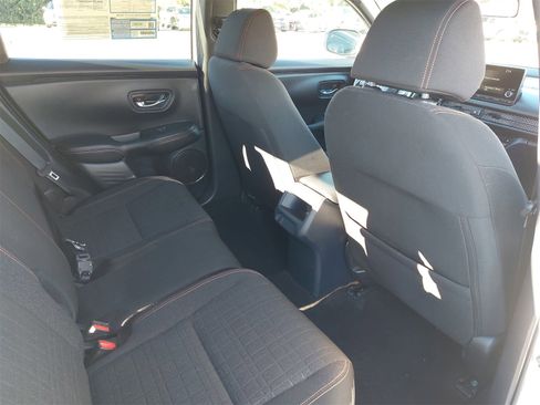 Used 2023 Honda HR-V Sport image 11