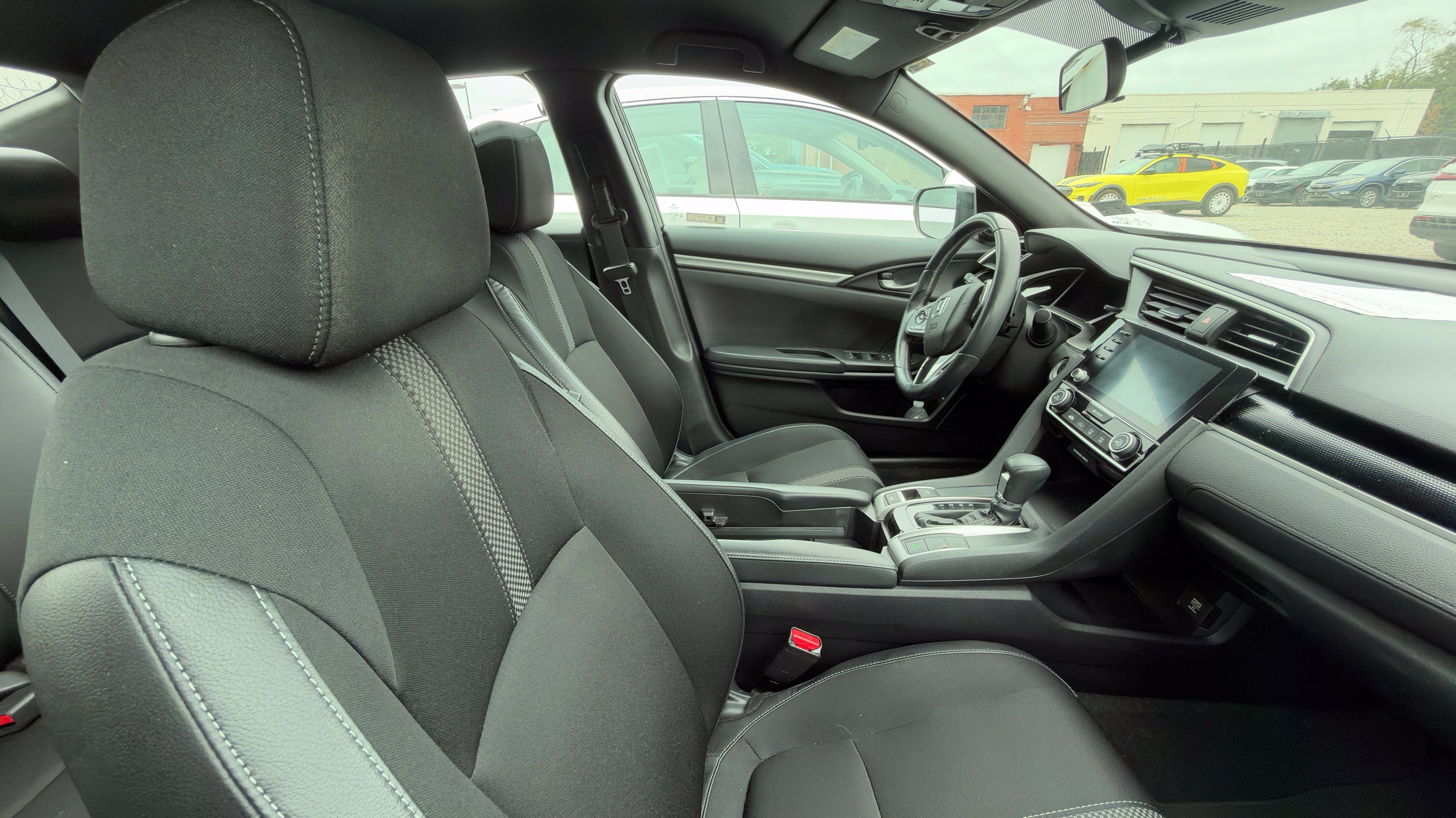 Used 2019 Honda Civic Sport image 8