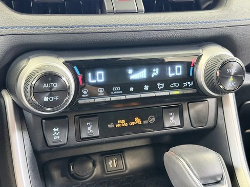 Used 2024 Toyota RAV4 SE w/ Weather Package AWD/4WD image 50