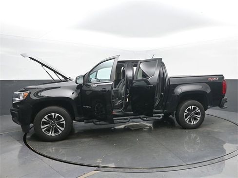 Used 2021 Chevrolet Colorado Z71 w/ LPO, Tonneau and Step Package image 55