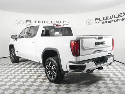 Used 2024 GMC Sierra 1500 AT4 w/ Technology Package image 5