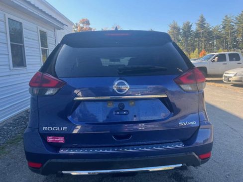Used 2018 Nissan Rogue SV image 18