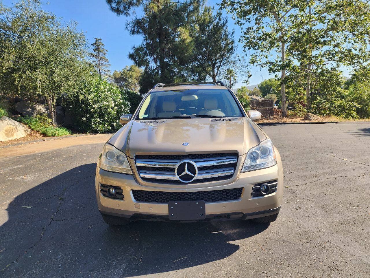 Used 2009 Mercedes-Benz GL 450 4MATIC image 3