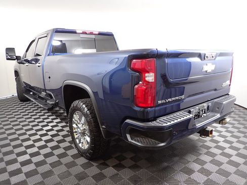 Used 2022 Chevrolet Silverado 2500 High Country w/ Z71 Off-Road Package AWD/4WD image 15