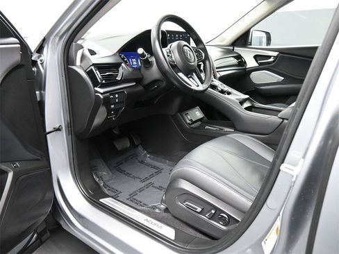 Used 2023 Acura RDX w/ Technology Package image 2