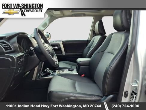Used 2020 Toyota 4Runner SR5 Premium w/ Moonroof Package AWD/4WD image 6