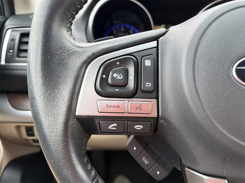 Used 2017 Subaru Outback 3.6R Limited w/ Popular Package #5 image 23