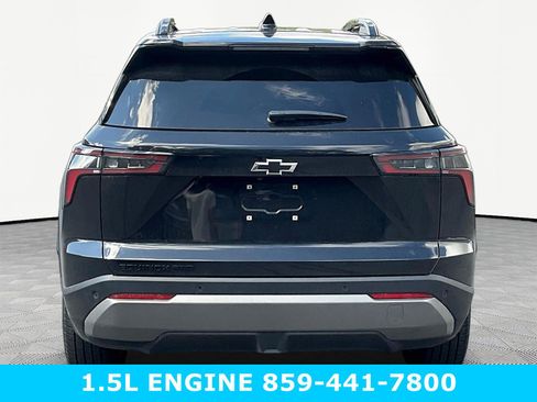 Used 2025 Chevrolet Equinox LT w/ Convenience Package II AWD/4WD image 5