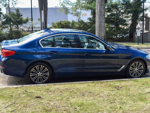 Used 2019 BMW 530i xDrive w/ Convenience Package image 8
