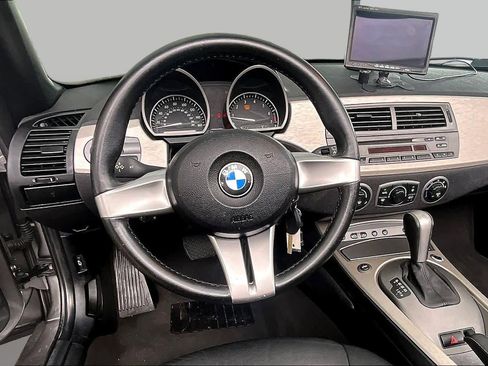 Used 2003 BMW Z4 3.0i RWD image 5