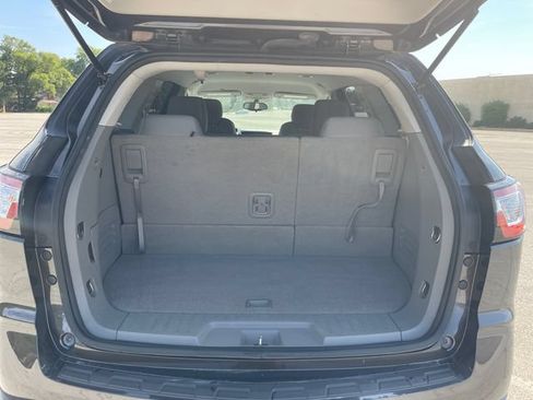 Used 2016 Chevrolet Traverse LS AWD/4WD image 16