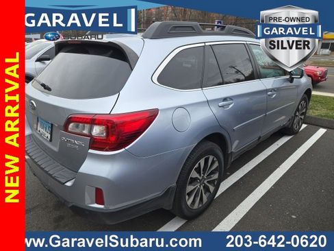 Used 2017 Subaru Outback 3.6R Limited image 14
