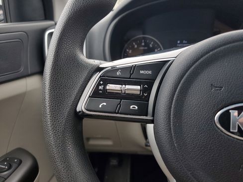 Used 2022 Kia Sportage LX image 20