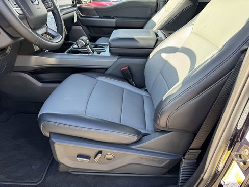 Used 2025 Ford F150 Lightning Lariat image 13