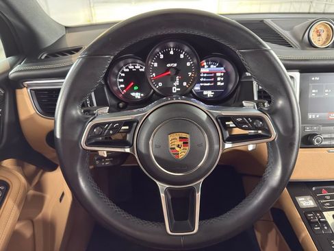 Used 2018 Porsche Macan GTS AWD/4WD image 36
