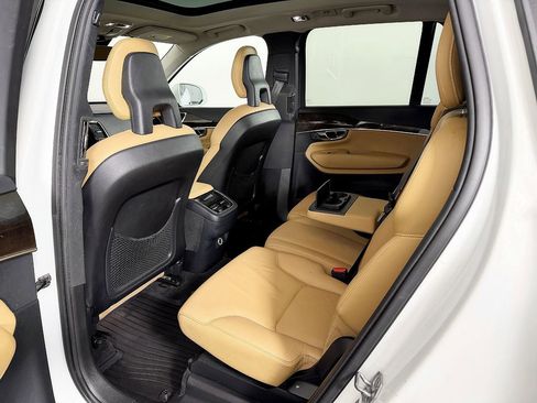 Used 2016 Volvo XC90 T6 Momentum w/ Protection Package Plus AWD/4WD image 39