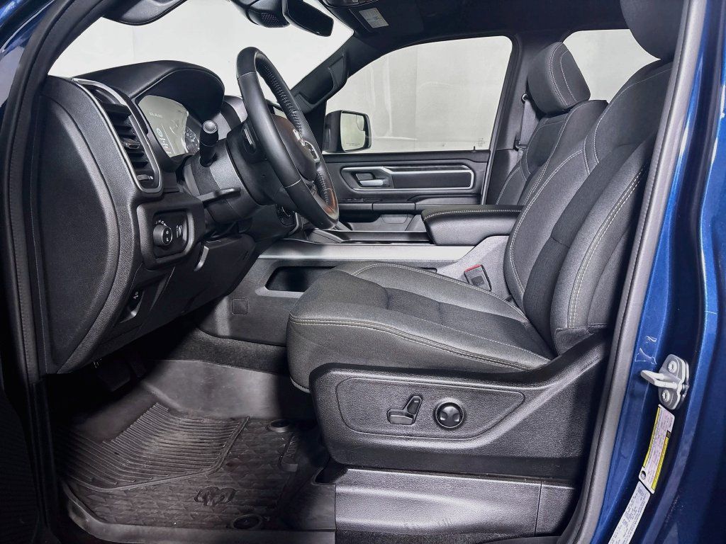 Used 2023 RAM 1500 Big Horn AWD/4WD image 11