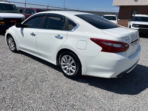 Used 2018 Nissan Altima 2.5 S w/ S Convenience Package FWD image 9
