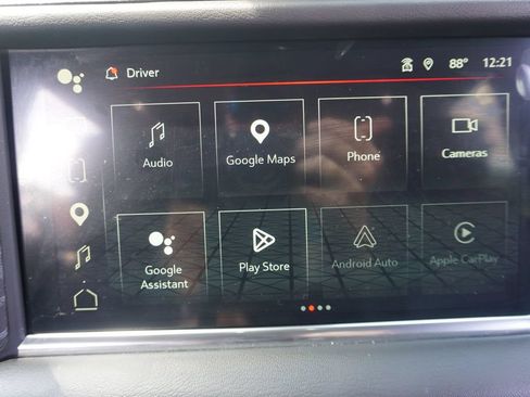 Used 2023 GMC Yukon XL Denali w/ Advanced Technology Package AWD/4WD image 11
