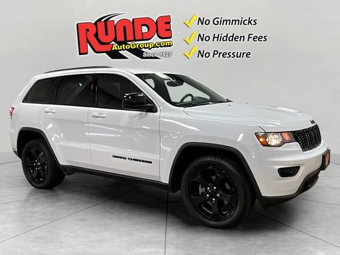 Used 2019 Jeep Grand Cherokee Laredo AWD/4WD image 8