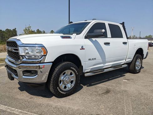 Certified 2022 RAM 2500 Tradesman w/ Chrome Appearance Group image 55