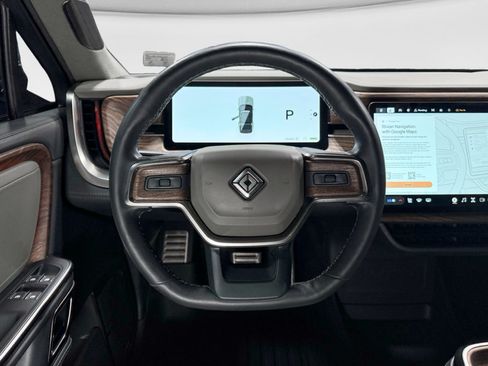 Used 2023 Rivian R1S Launch Edition AWD/4WD image 8