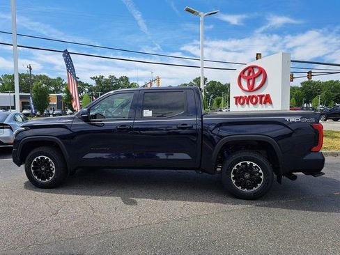 New 2026 Toyota Tundra SR5 AWD/4WD image 9