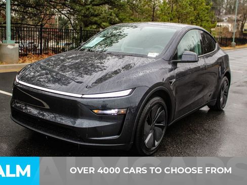 Used 2026 Tesla Model Y Long Range image 2