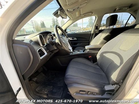 Used 2015 Chevrolet Equinox LT w/ Driver Convenience Package image 19