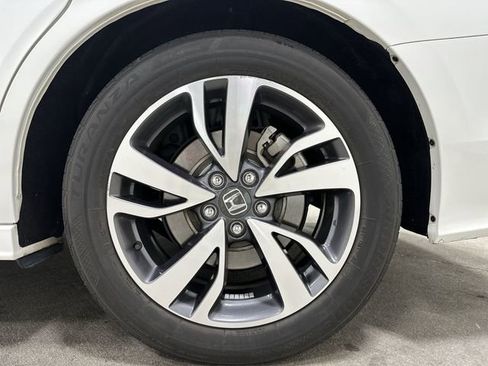 Used 2023 Honda Odyssey Touring image 11
