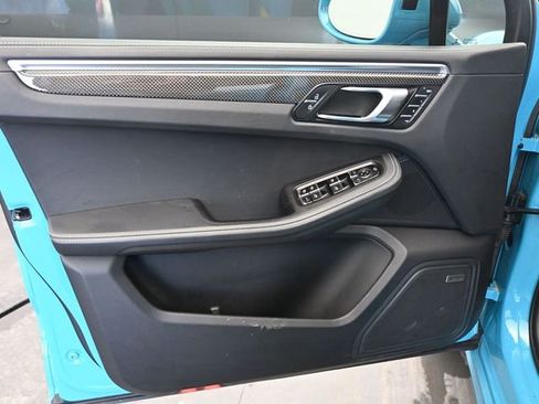 Used 2023 Porsche Macan GTS image 17