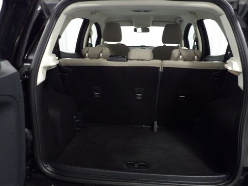 Used 2019 Ford EcoSport S image 7