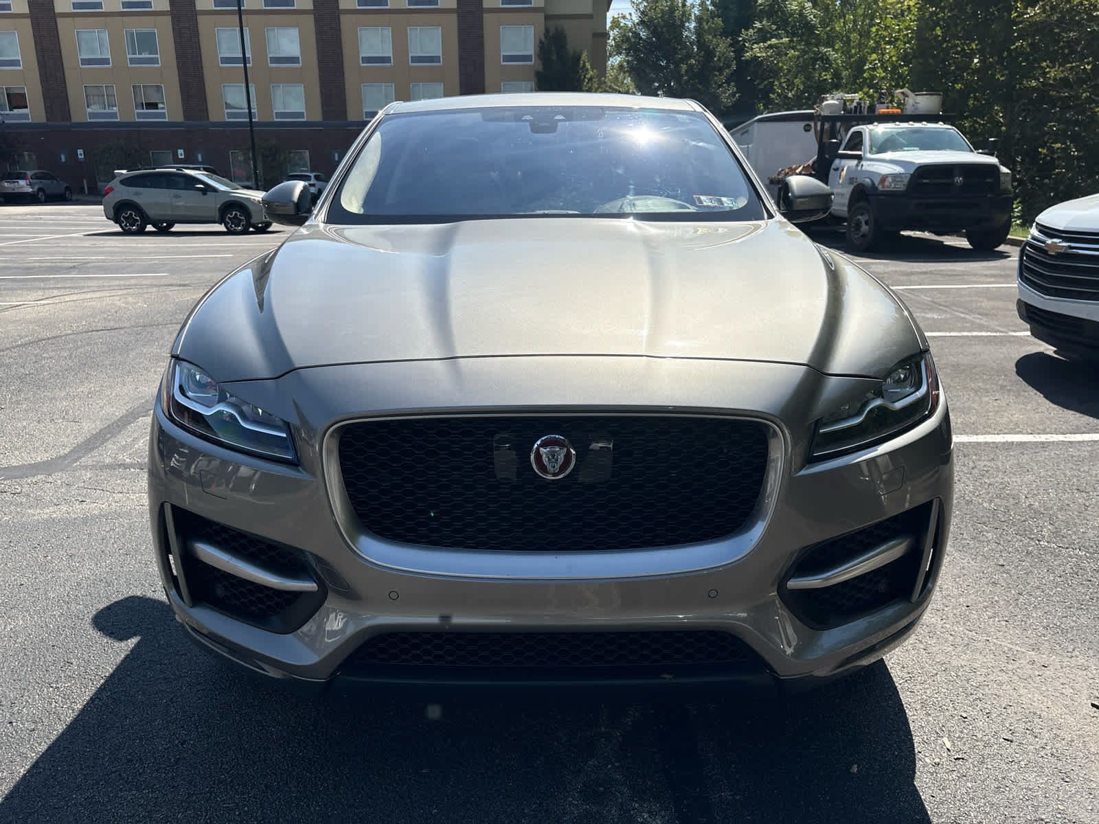 Used 2020 Jaguar F-PACE R-Sport AWD/4WD image 3