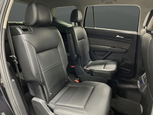 Used 2022 Volkswagen Atlas SE w/ Black Wheel Package image 30